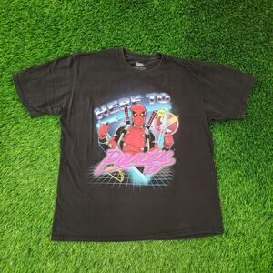Marvel-Universe Deadpool Party Shirt L/XL 23x26 Crop Black